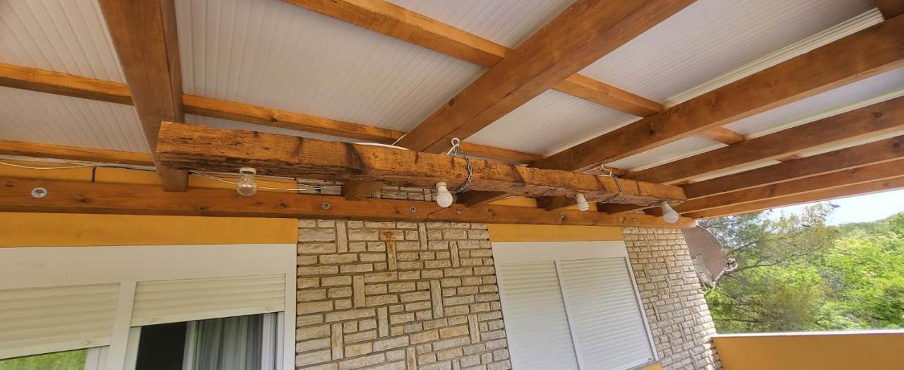 Villa Kuca Za Odmor Vugica à Polje  Extérieur photo